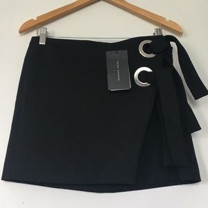 NWT Black Zara Mini Skirt (L)
